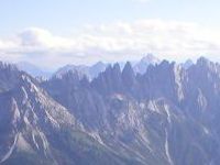 z hlavního hřebene je vidět Dolomity jako na dlani, tak to byla taková poznávačka